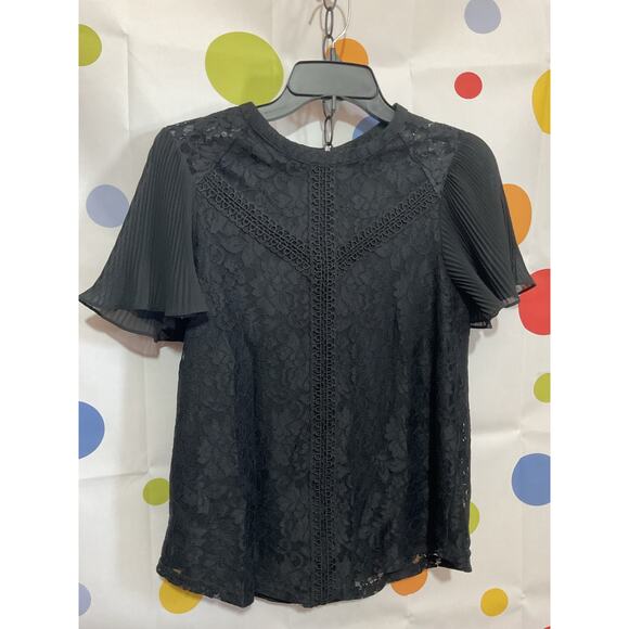 Cable & Gauge Black Lacy Top Size Small - Picture 7 of 11
